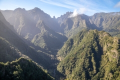 Vereda dos Balcoes view, Pico do Areeiro from Balcoes