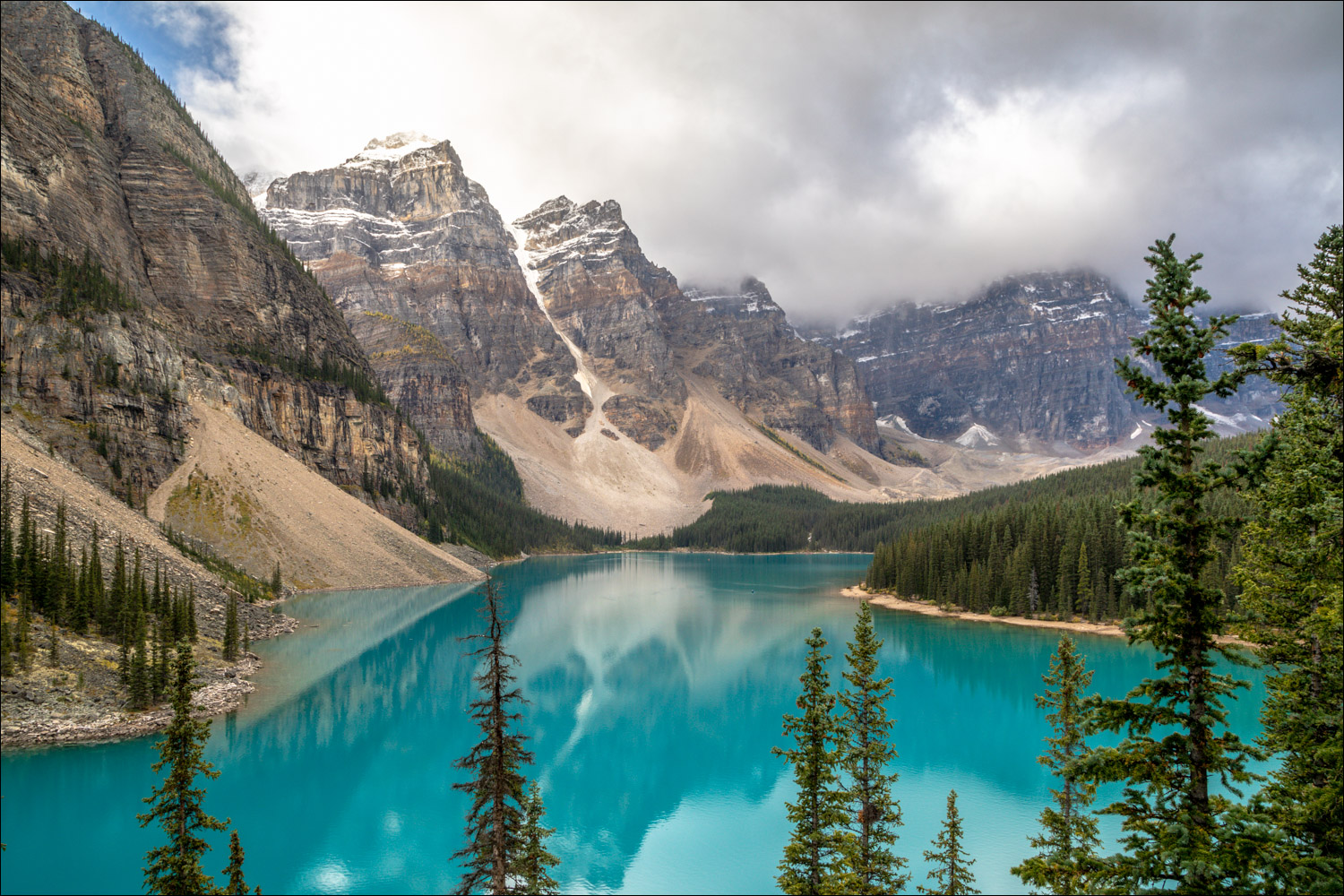 Lake Moraine